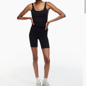 Aritzia TNA Biker shorts